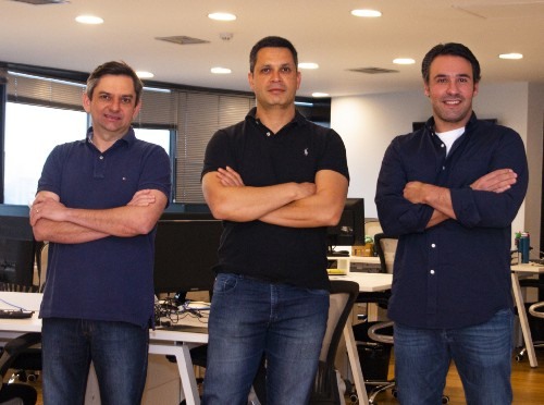 Rener Menezes, Otavio Farah e Mauricio Zaragoza, fundadores do FitBank (Crédito: Divulgação)