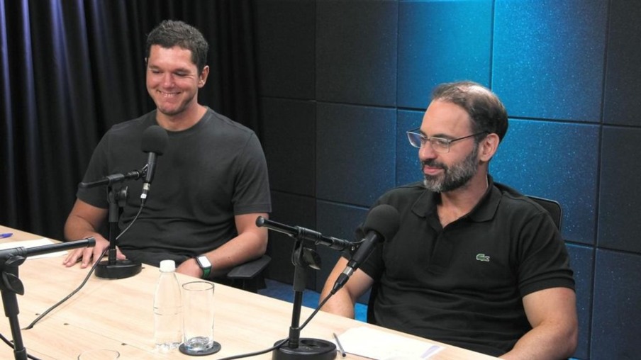 Rodolfo Amstaldem e Felipe Miranda, cofundadores da Empiricus, no podcast 'Puro Malte'. Imagem: Divulgação