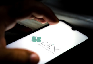 Pix cresce 58% em 2023, superando R$ 17 tri