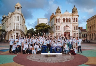 Equipe do Zro Bank no Marco Zero, em Recife