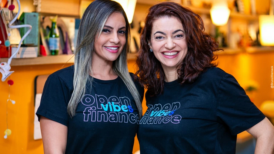Nataly Paes e Joana Ribeiro, da InvestPlay. Foto: Divulgação